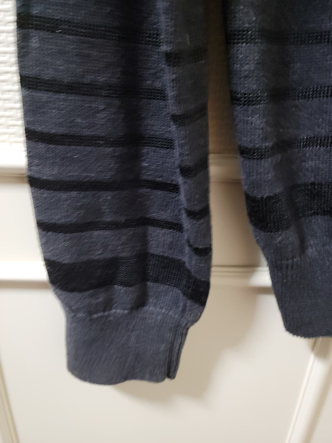 캘빈클라인 진 스트라이프 패턴 니트 M 사이즈 (남성 100) 상품이미지5