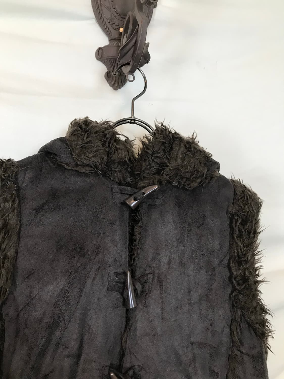 볼 버튼 포인트 퍼 트리밍 베스트 상품이미지2