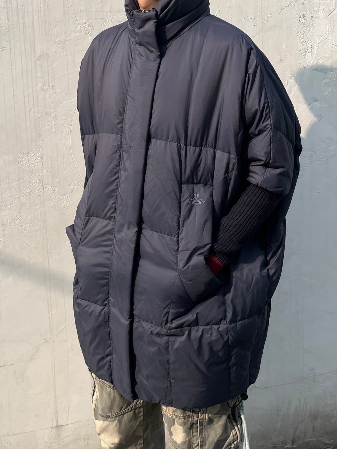 비비안웨스트우드 ORB로고 오버사이즈드 구스 패딩 상품이미지1