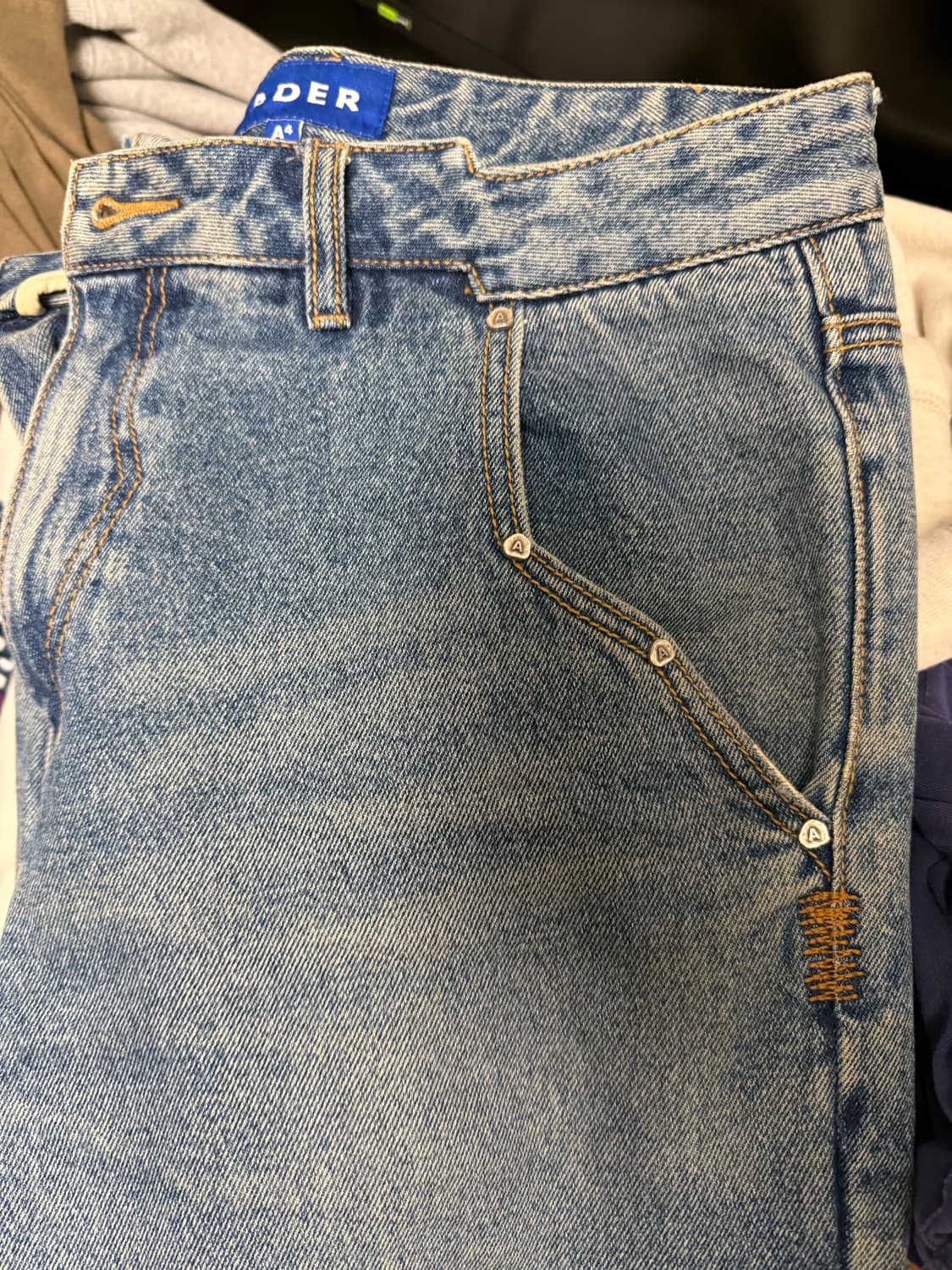 아더에러 데님 팝니다(A4) 상품이미지3