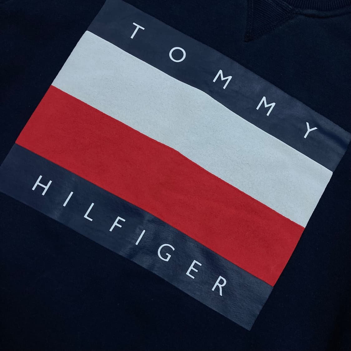 타미힐피거 빅로고 네이비 맨투맨 상품이미지2