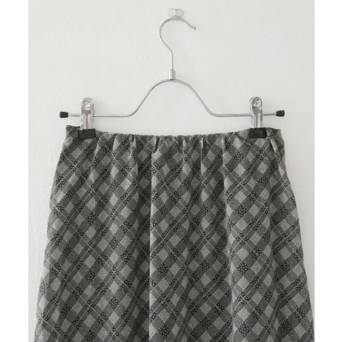 에프터먼데이 check shiffon skirt 차콜 상품이미지3