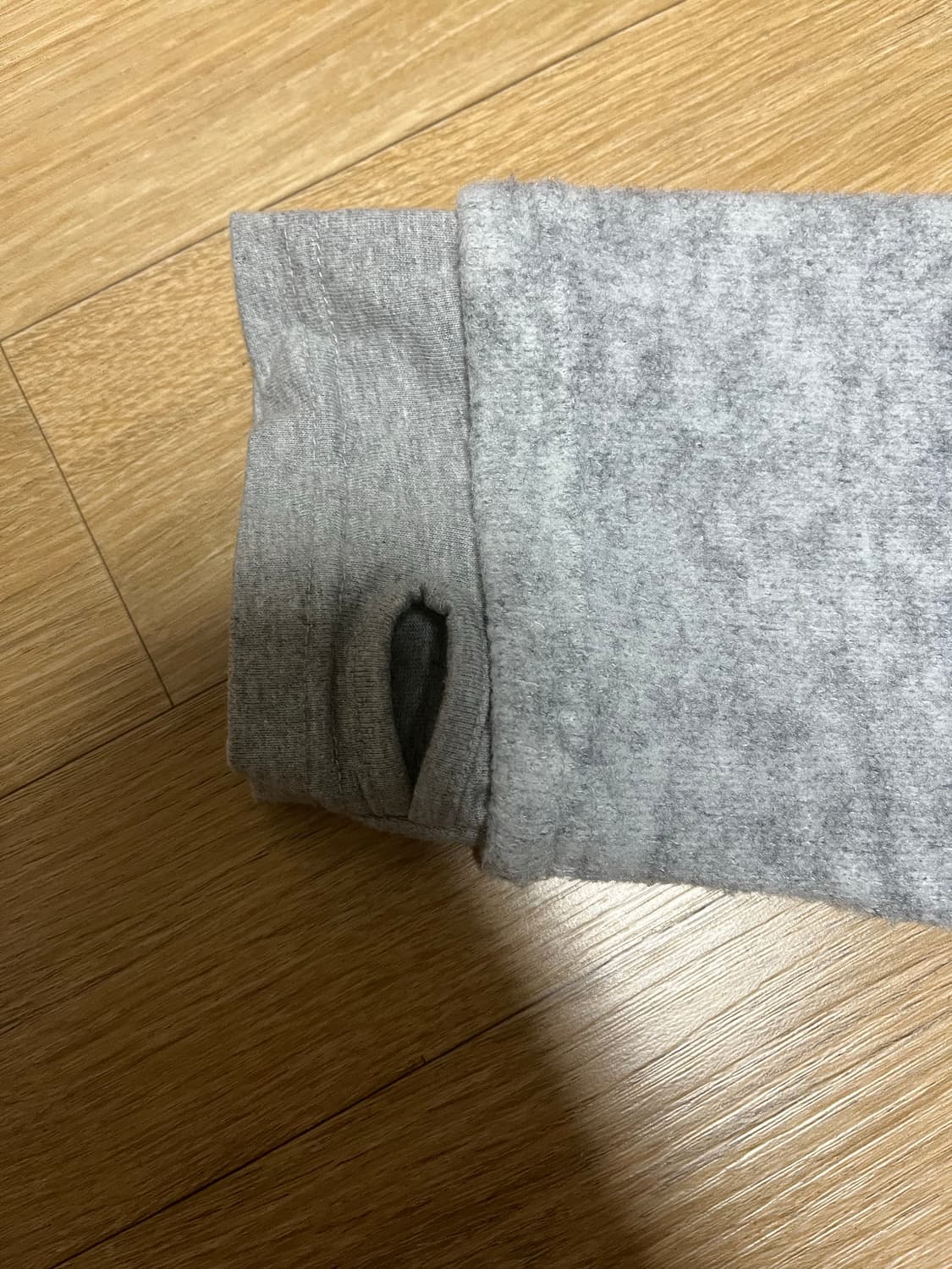 지플리시 핑거홀 가디건 멜란지 그레이 상품이미지3