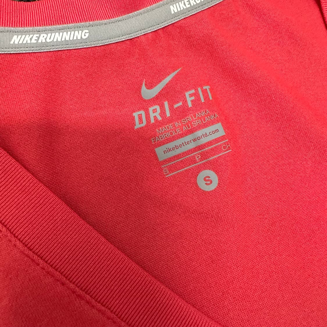 NIKE 나이키 여성 반팔티셔츠 S 상품이미지3