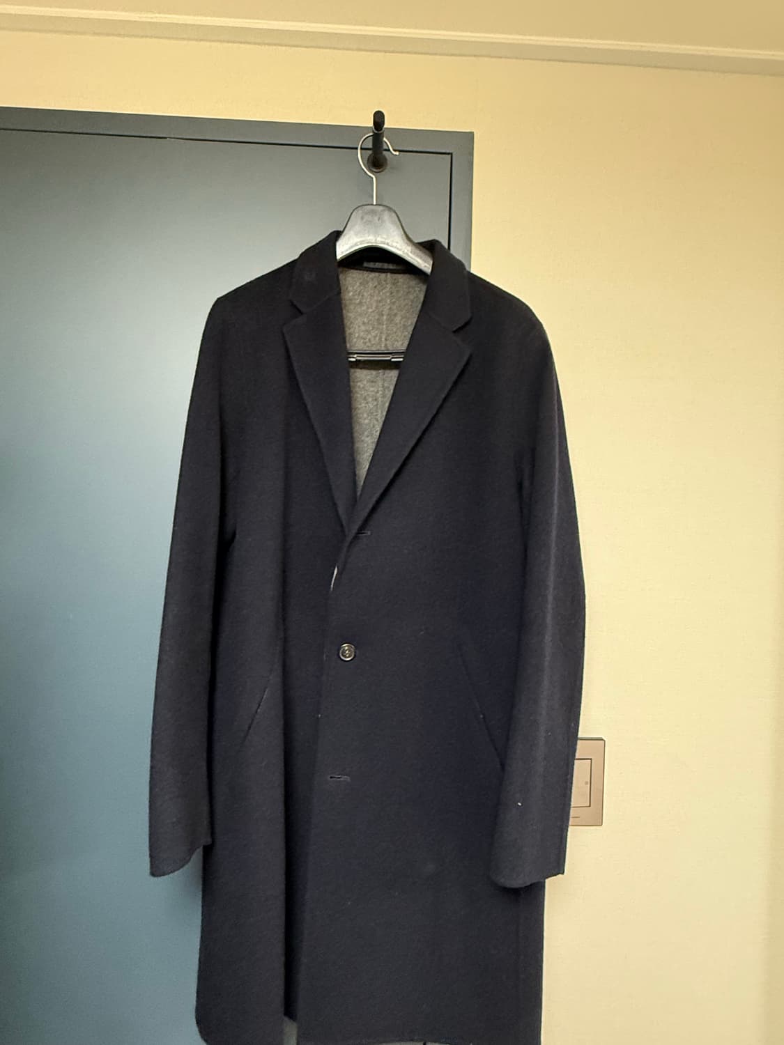 Theory코트. 캐시미어+울. 네이비코트 L사이즈 상품이미지1