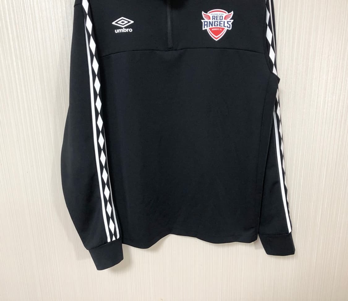 WK리그 엄브로 인천 현대제철 레드엔젤스 선수실착 트레이닝탑 XL 상품이미지3