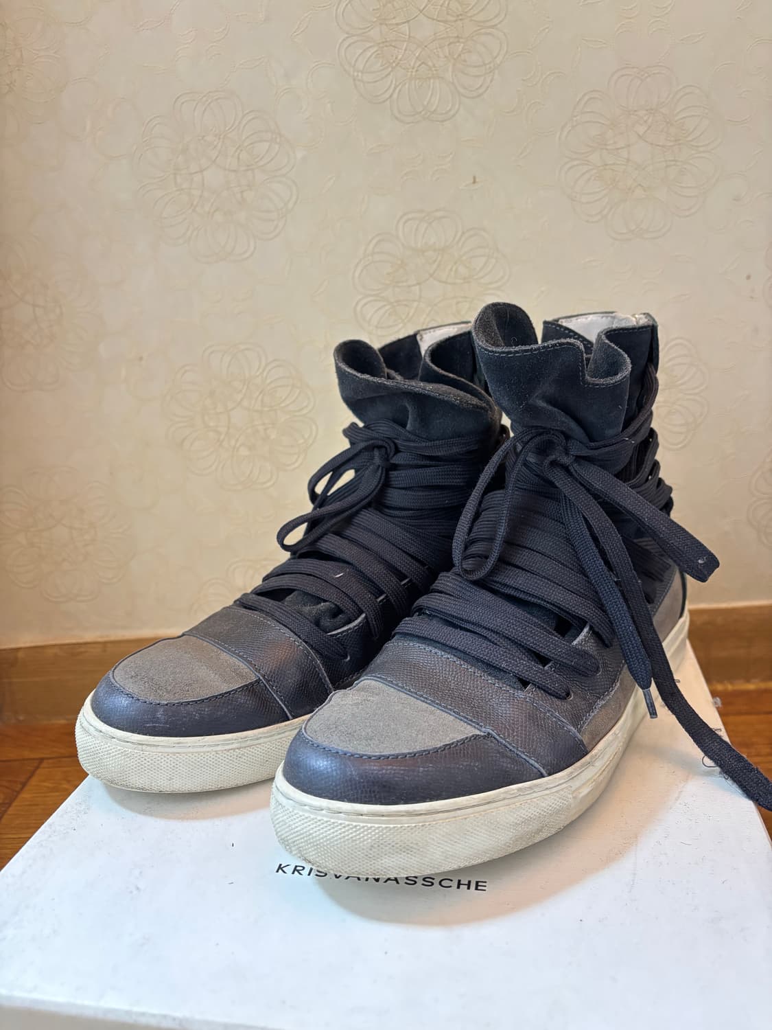 크리스반아쉐 스니커즈 상품이미지1