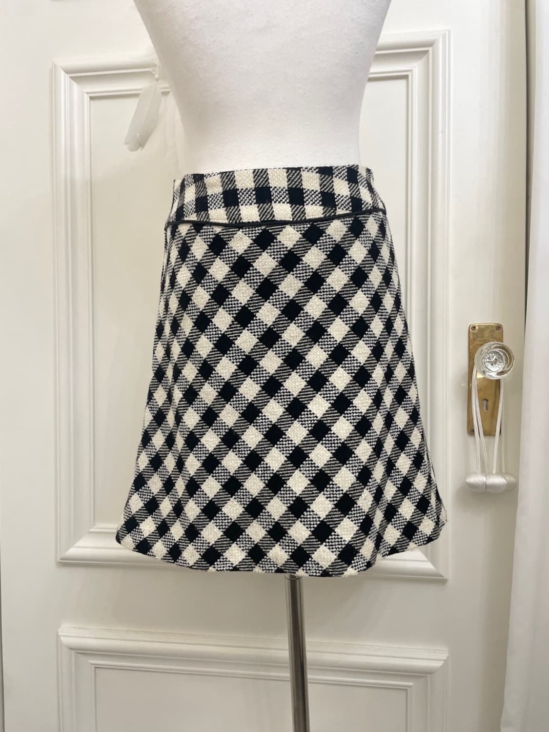 ivory black check wool flare skirt 상품이미지4
