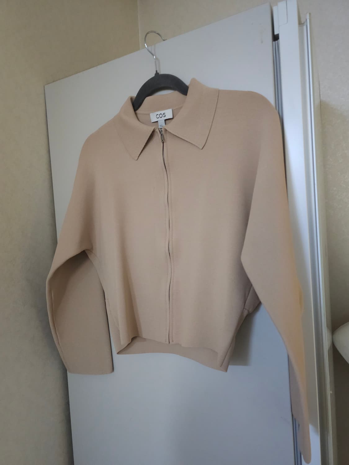 COS 코스 지퍼 니트 가디건 베이지 상품이미지1