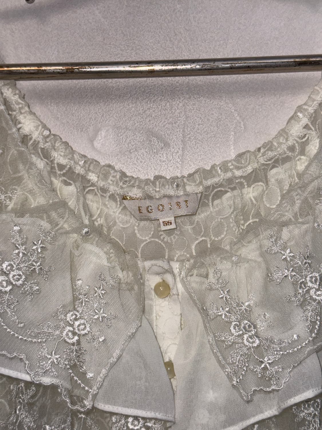 Egoist ivory back laceup off shoulder bl 상품이미지5