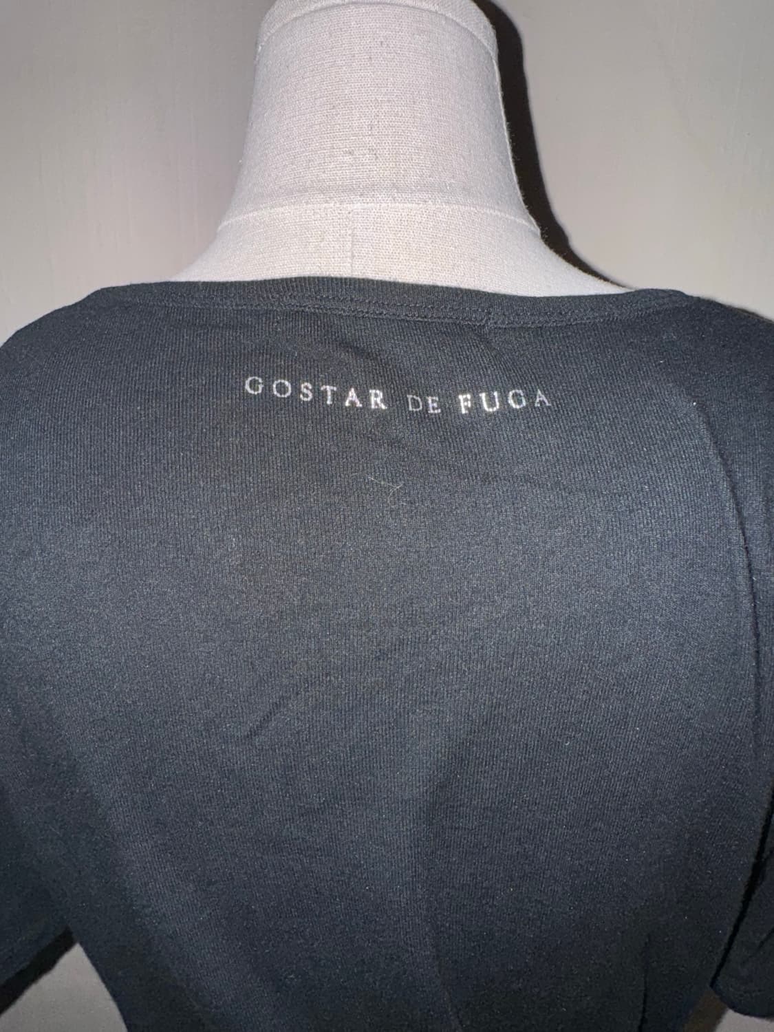 Gostar De Fuga Black V-neck t-shirt   상품이미지4