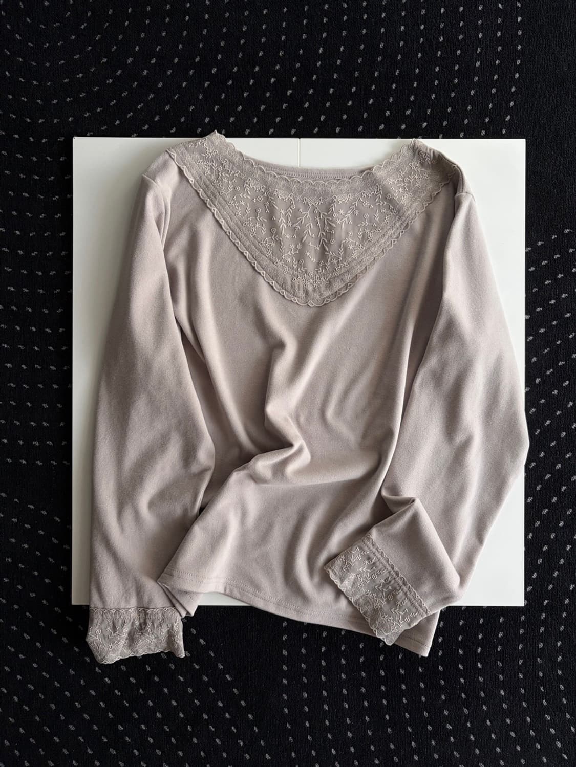 lace long sleeve top 상품이미지1