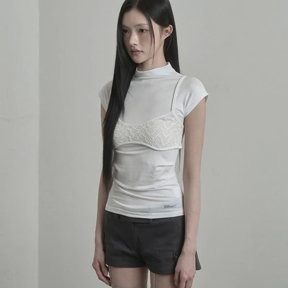이네기 하프넥 Lace Bustier Half Neck Top white 상품이미지1