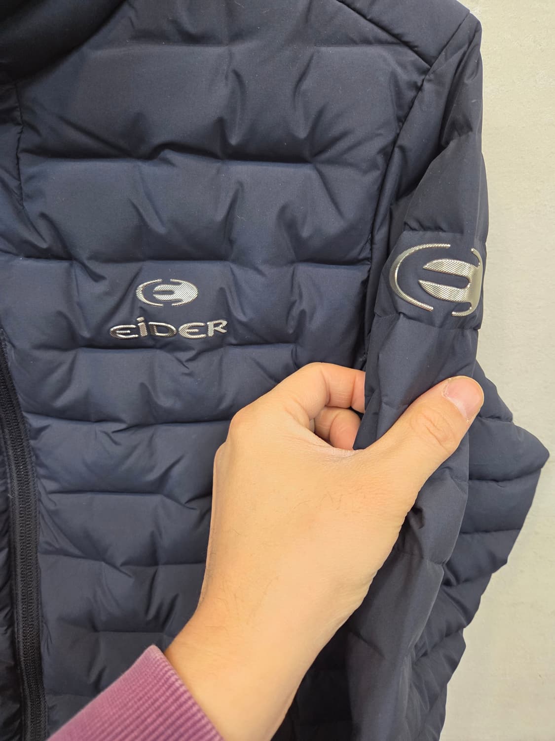 아이더 여성 베투 슬림 다운 경량패딩 m 상품이미지5