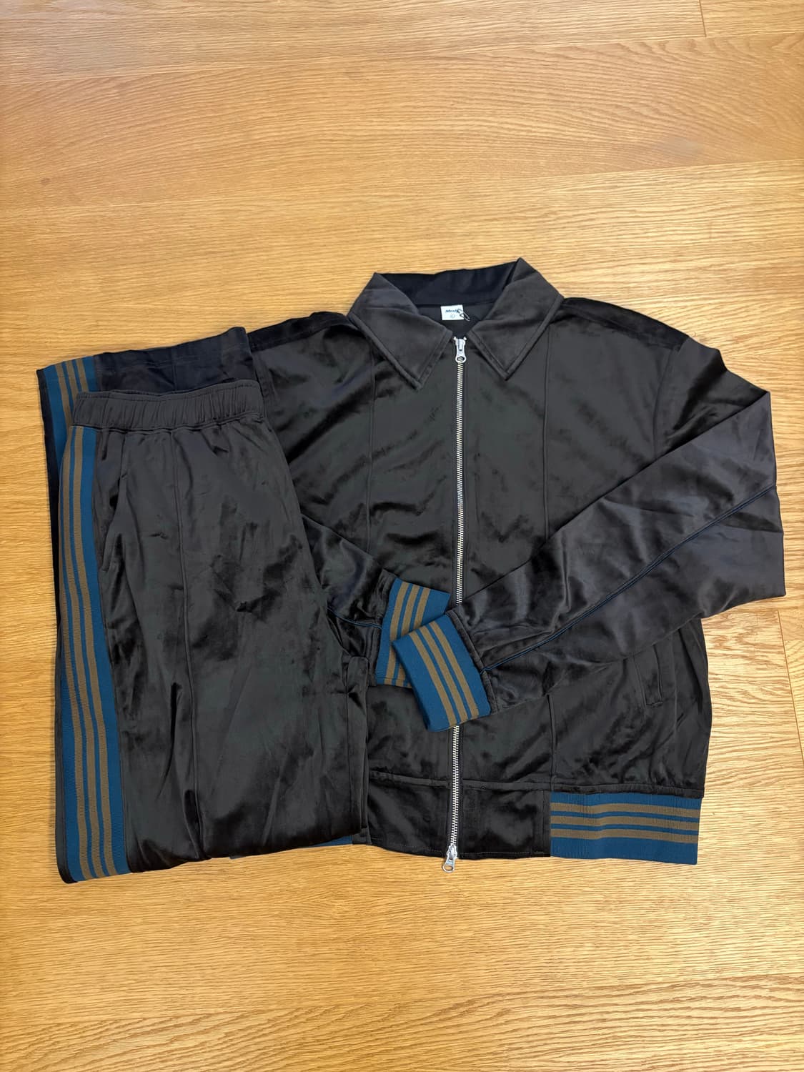 mmlg velour tour track set 상품이미지5