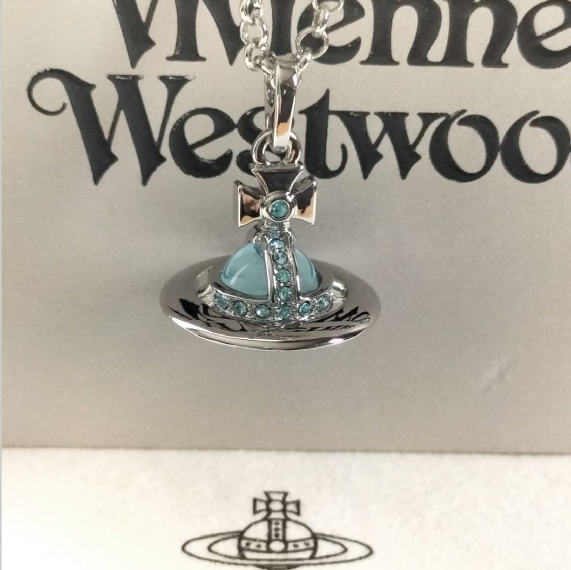 비비안 웨스트우드 아카이브 베이비블루 3d orb 팬던트 목걸이 상품이미지1