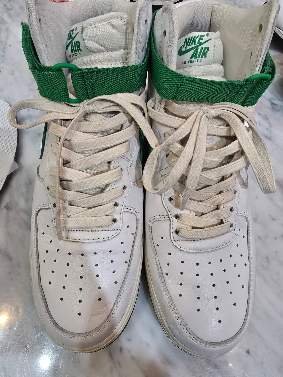 나이키운동화 포스1 하이 레트로 럭키그린275 상품이미지4