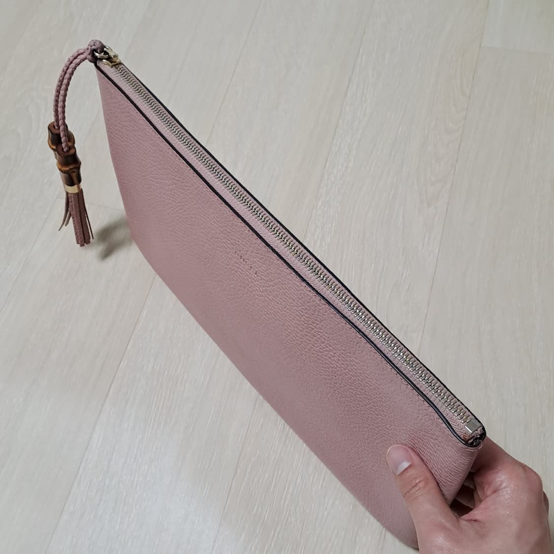 [100%/정품] 구찌 뱀부 태슬 레더 분홍 클러치,구찌클러치,구찌파우치 상품이미지9