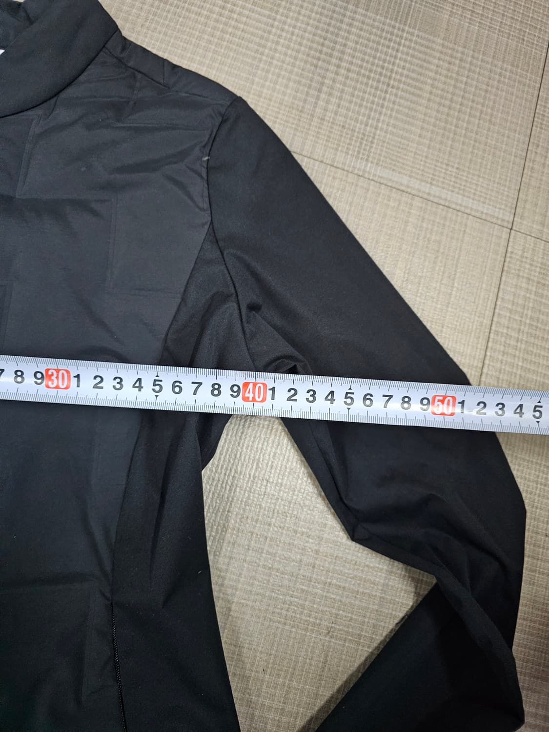 데상트 골프 초경량 하이브리드 패딩 상품이미지3