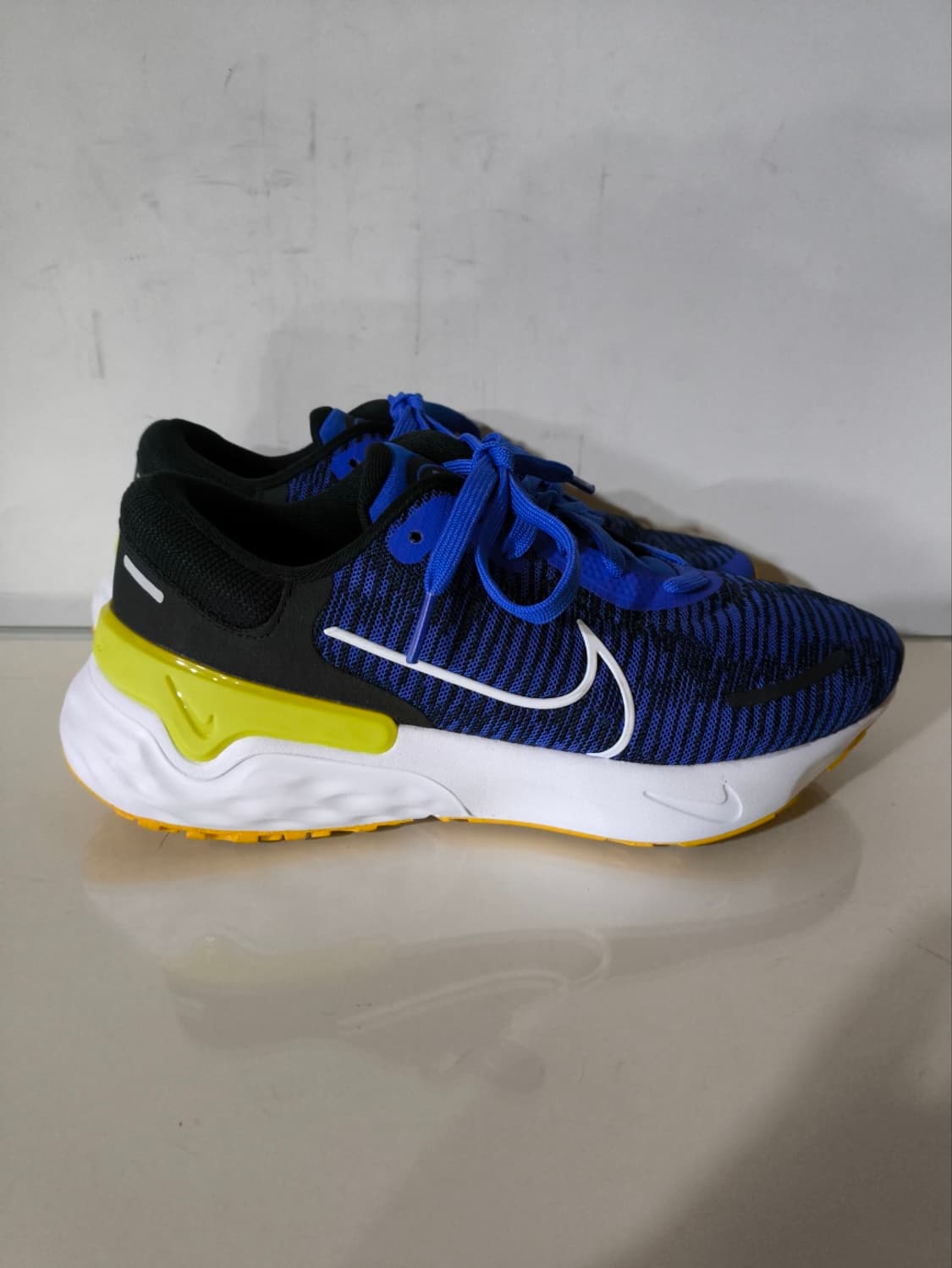 255mm 나이키 리뉴 런 4 레이서 런닝화  상품이미지2