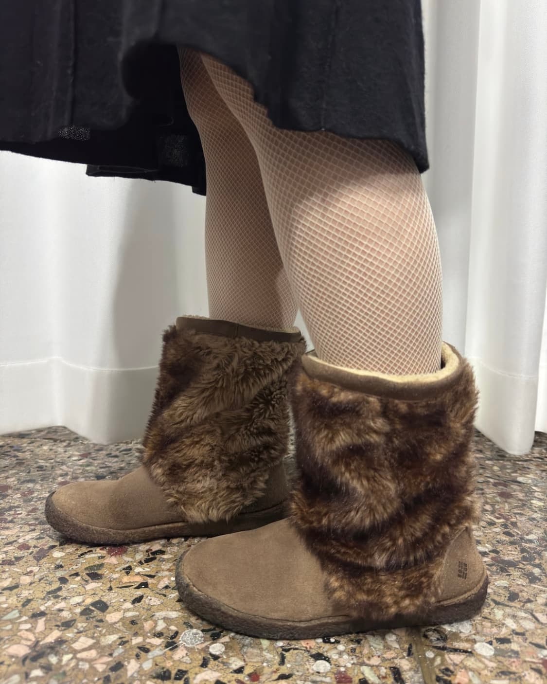 컬럼비아 퍼 어그부츠 갸루 털 초코 상품이미지1