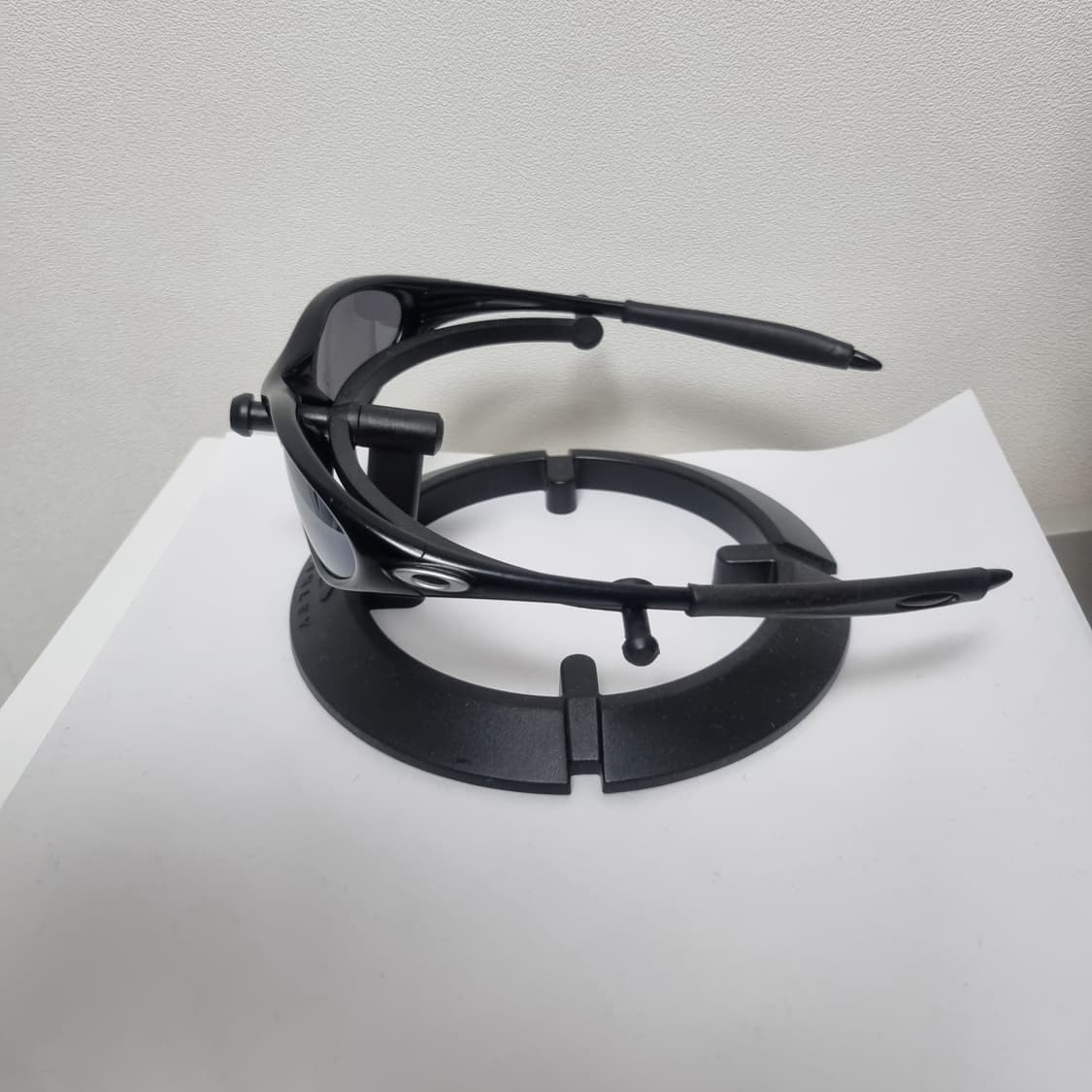 오클리 미뉴트 매트블랙 1.0 상품이미지2