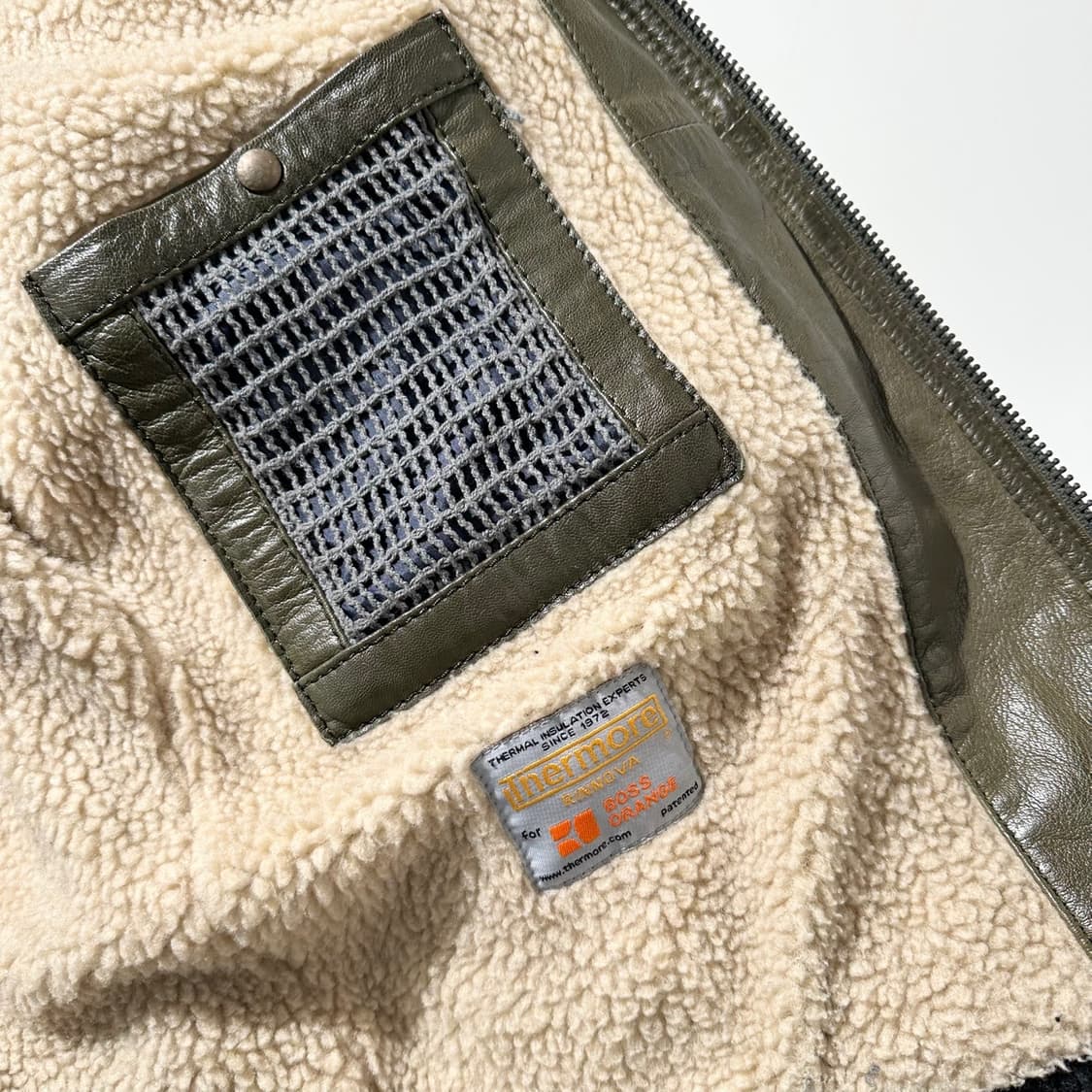 휴고보스 오렌지 고트스킨 레더 시어링 봄버 자켓 상품이미지9