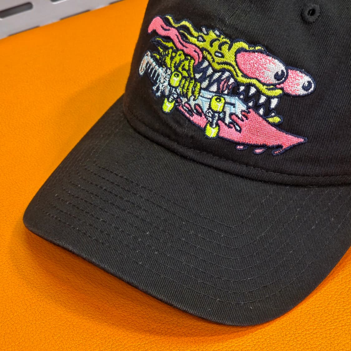 뉴에라 X 산타크루즈 슬래셔 볼캡 상품이미지3