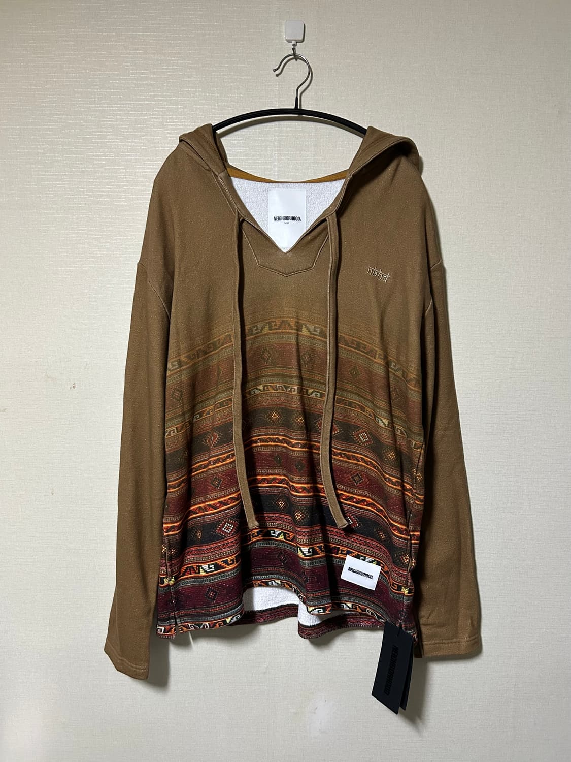 Neighborhood 상품이미지1