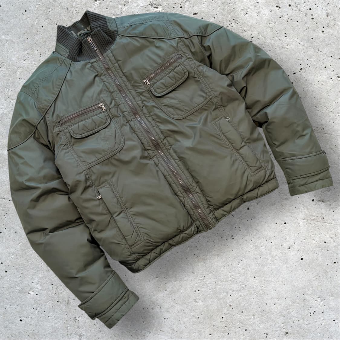 [M] 캘빈클라인 포켓 봄버 카키색 패딩 점퍼 C997 상품이미지1