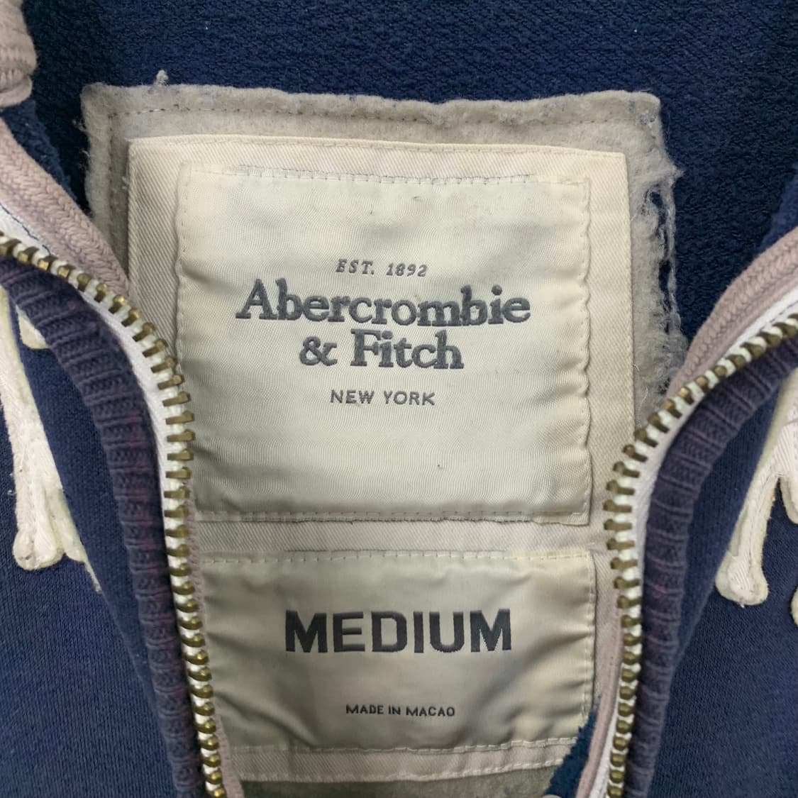 아베크롬비 y2k 와투케 네이비 후드집업 상품이미지6