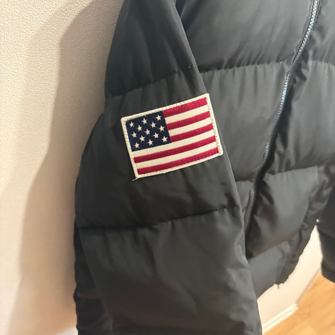 세인트페인 블랙 패딩 S 상품이미지3