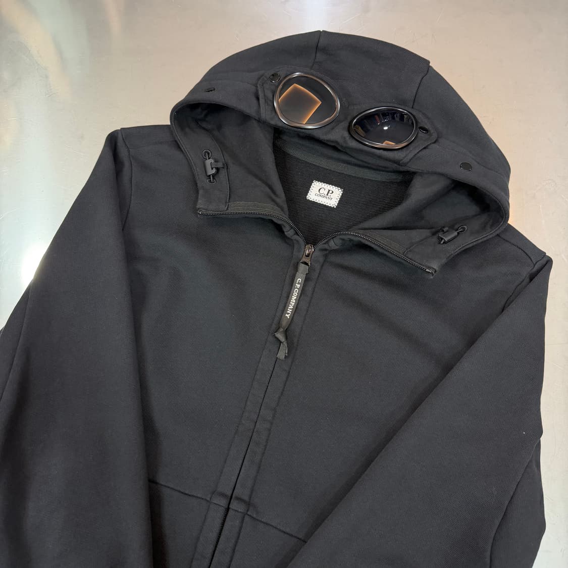 [리오브전포점] CP컴퍼니 블랙 고글 후드집업M 상품이미지1