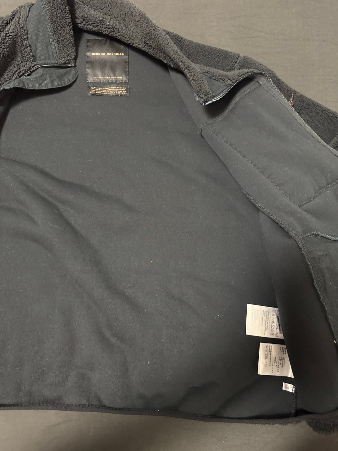 정품5회착용 데우스 엑스마키나 후리스 플리스 자켓 XL 블랙 상품이미지3