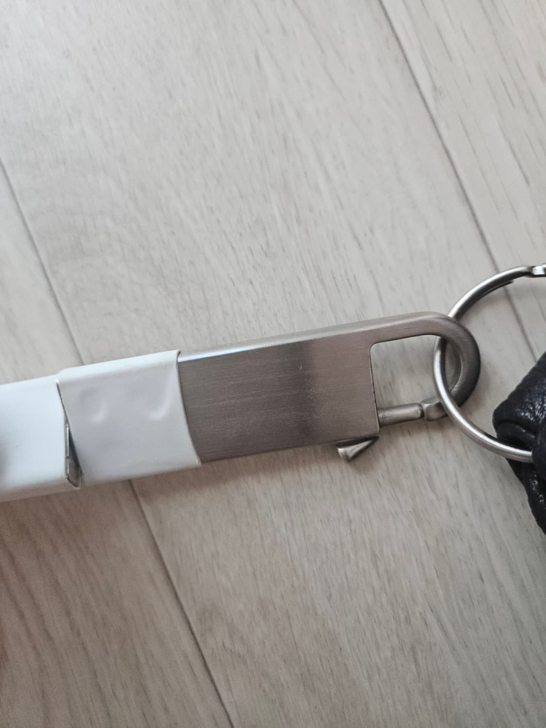 릭오웬스 체인 램스킨 레더 크로스백 블랙 상품이미지4