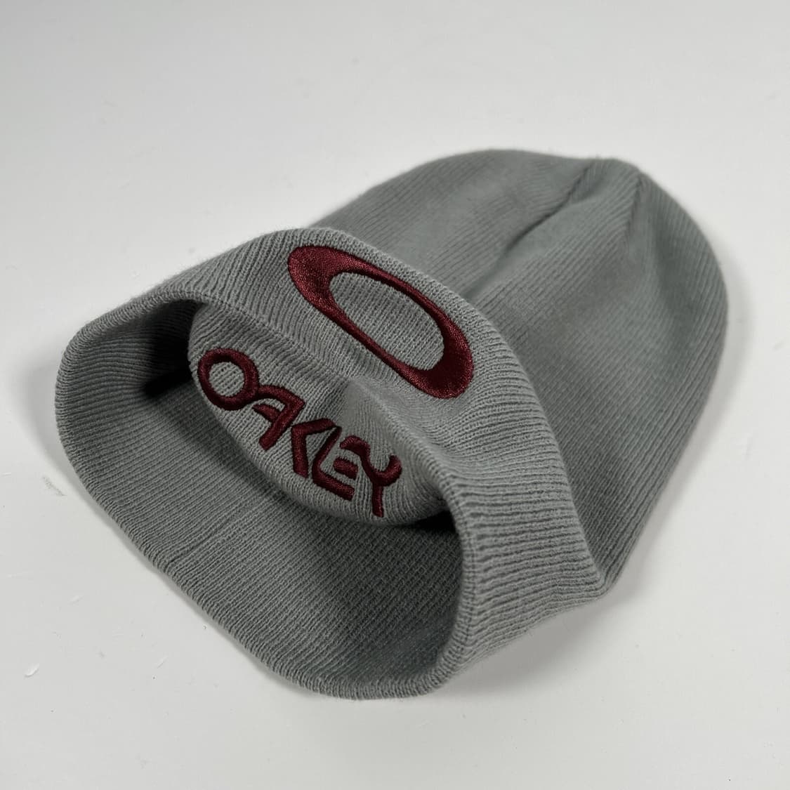 오클리 빅O 로고 커프 비니 상품이미지1