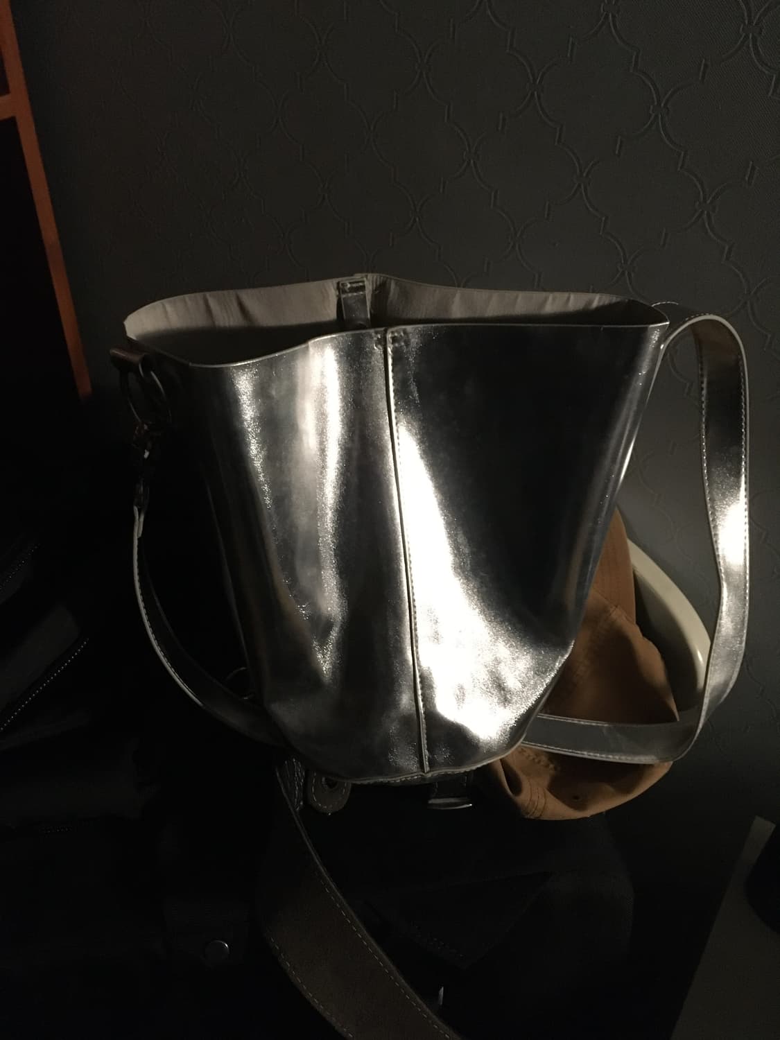 이세이 미야케 실버 버킷 백 상품이미지1