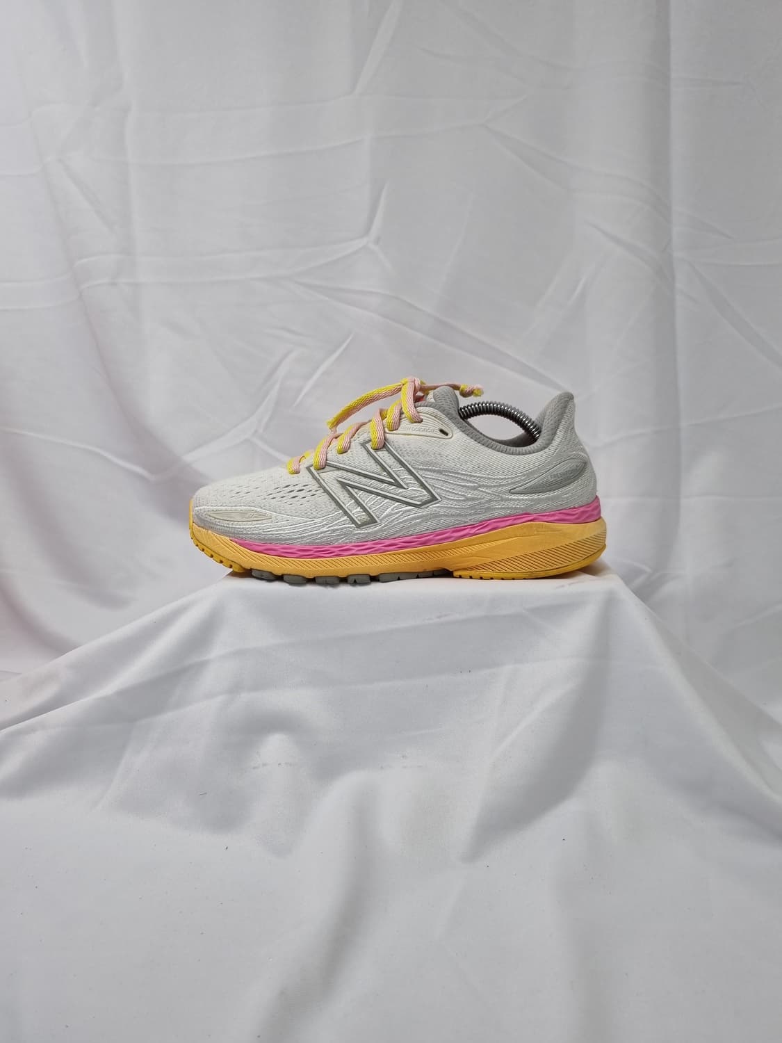 245 뉴발란스 프레쉬폼 x 860 v12 스니커즈 러닝화 상품이미지1