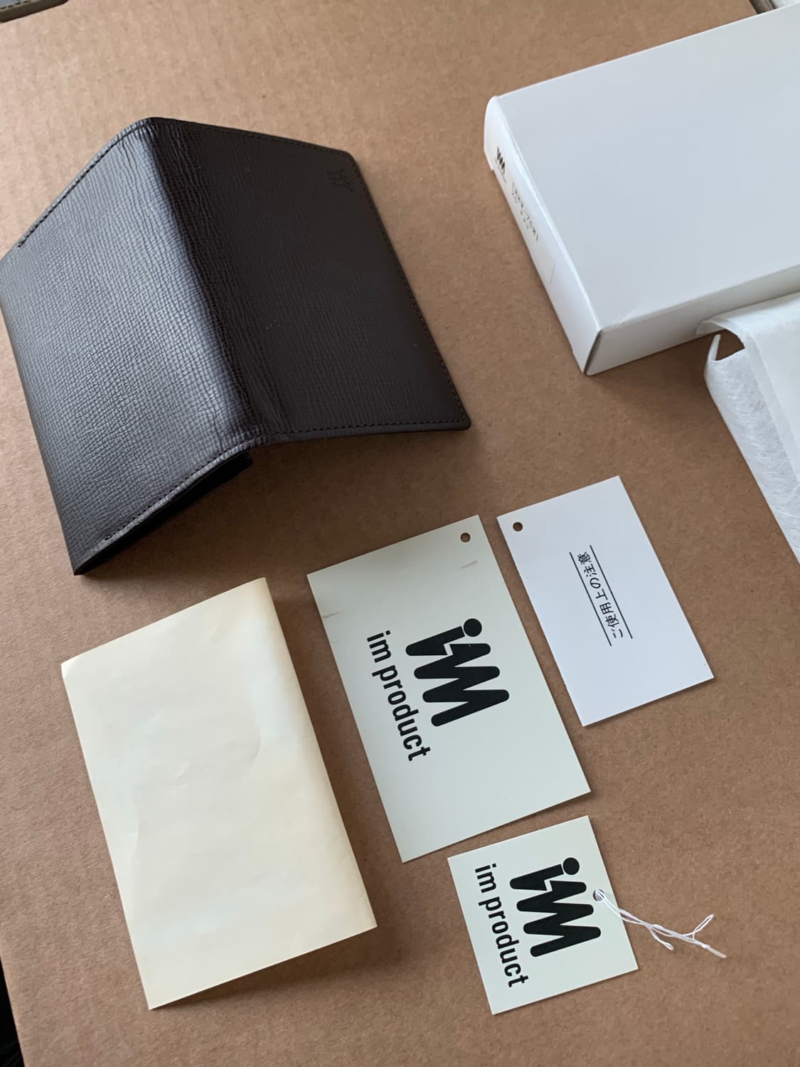 issey miyake card wallet dark brown 상품이미지2