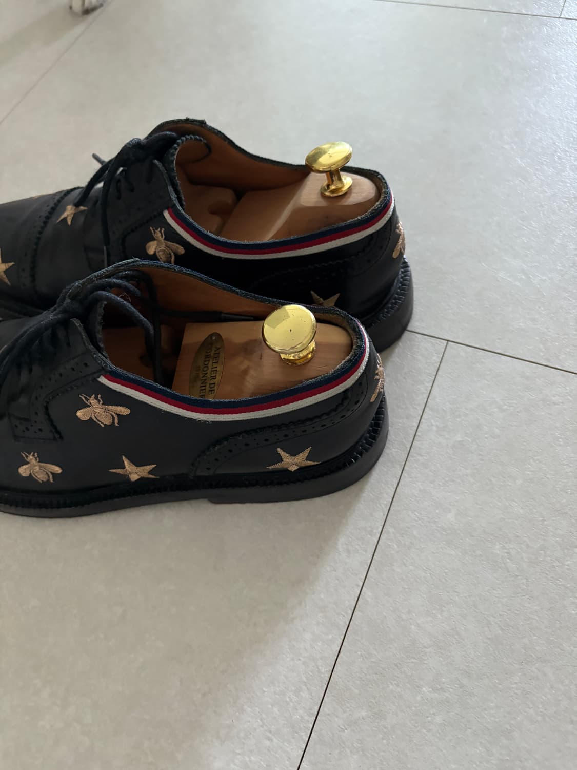 구찌 꿀벌 레이스업 더비슈즈 상품이미지4