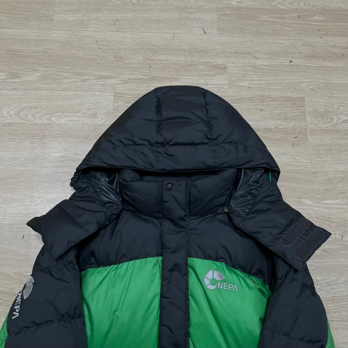 네파 덕다운 배색 후드 푸퍼 패딩 점퍼 [그린] S/90 상품이미지2