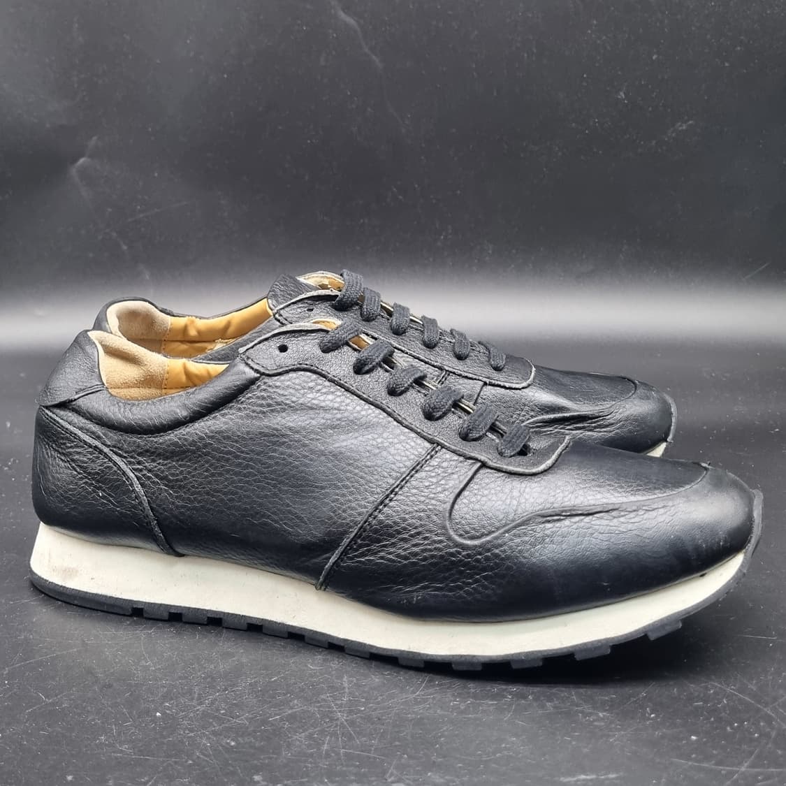 크레뮤 남성스니커즈 실사이즈260 상품이미지1