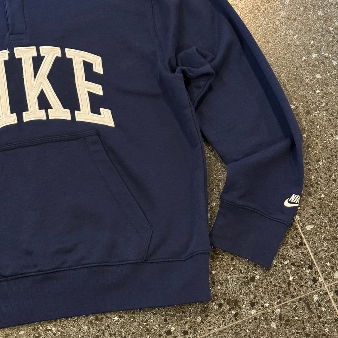 나이키 카라맨투맨 L 상품이미지2