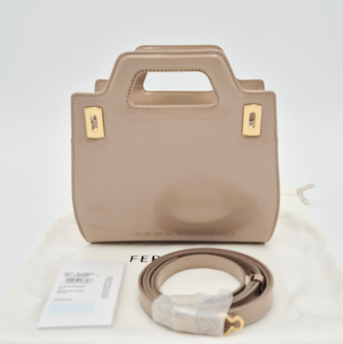 살바토레 페레가모 미니 완다 탑핸들 토트겸 숄더백 상품이미지2