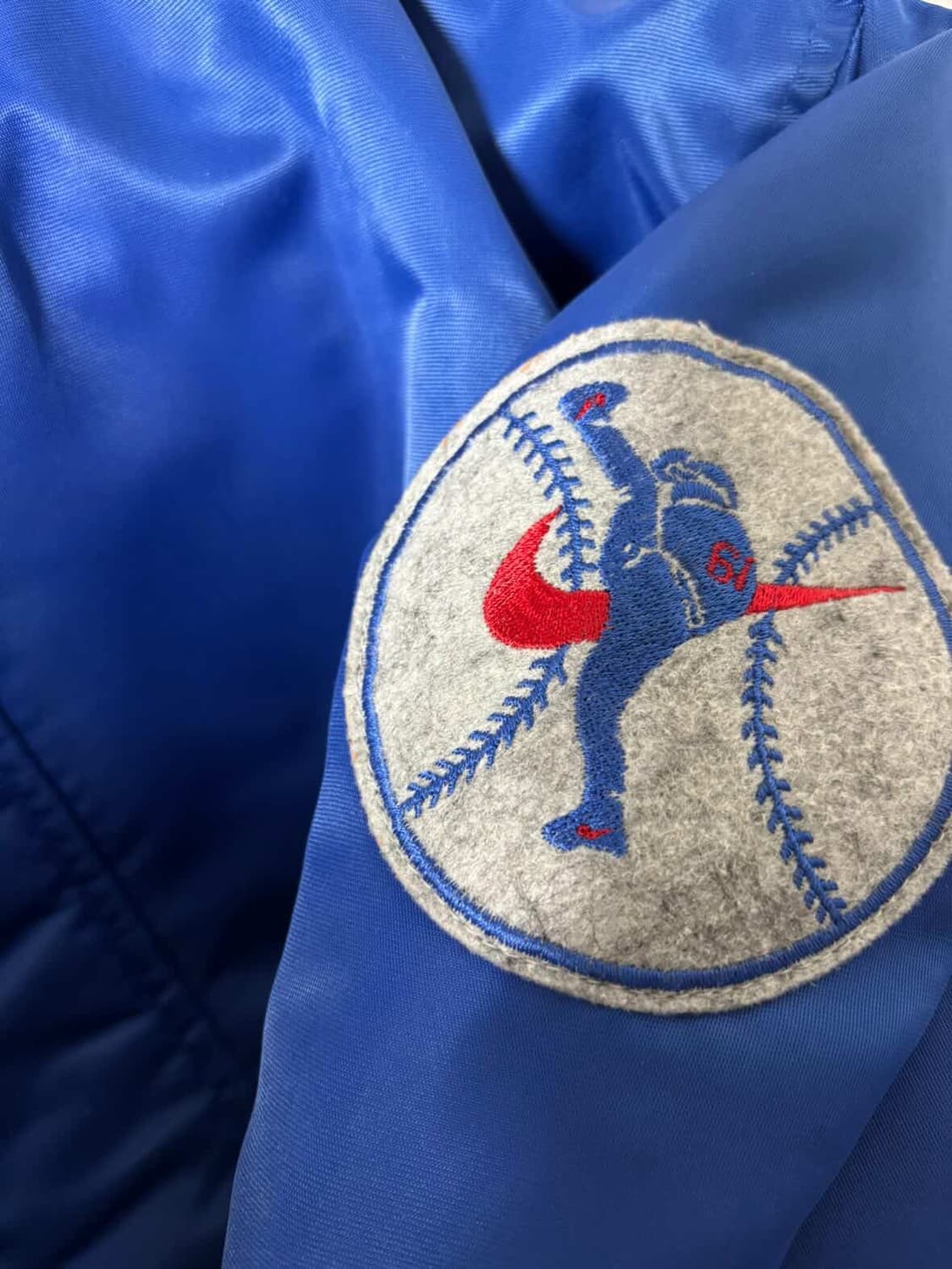 [NIKE] 나이키 올드스쿨 ‘Athletics’ 새틴 바시티 자켓 상품이미지3