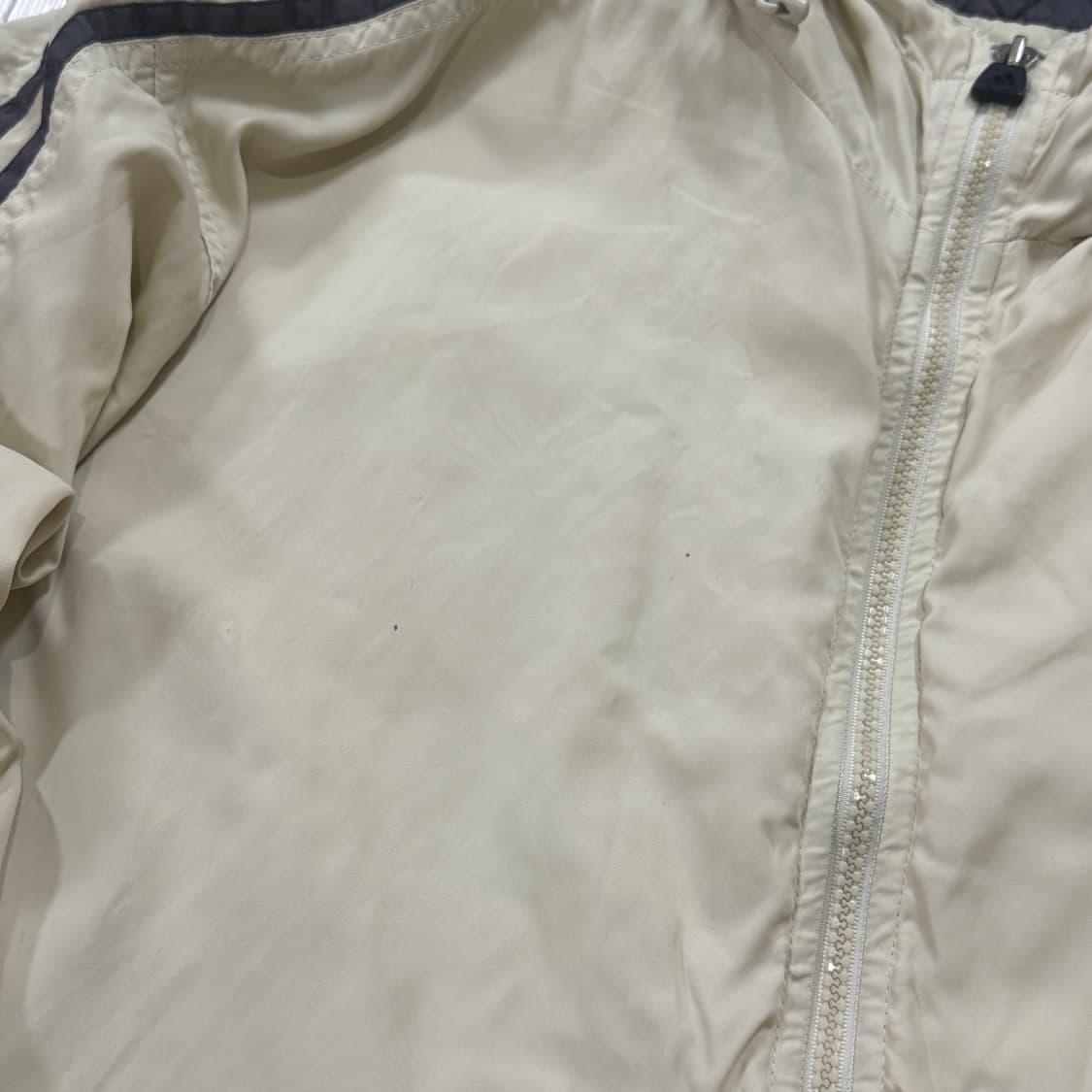 아디다스 00‘s 올드스쿨 누빔점퍼 상품이미지5