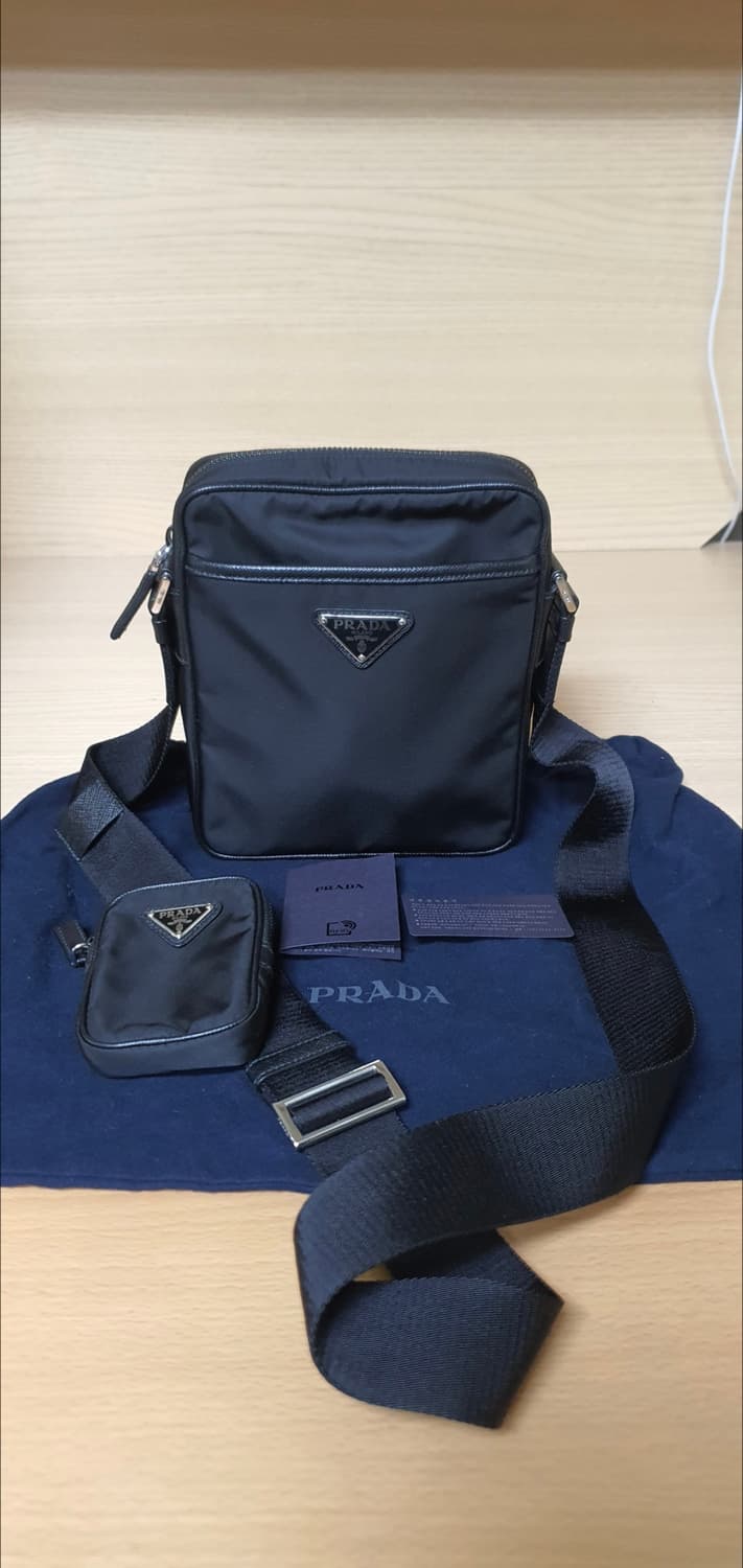 프라다 테수토 크로스백/메신저백 새상품급 정품(감정O) 상품이미지1
