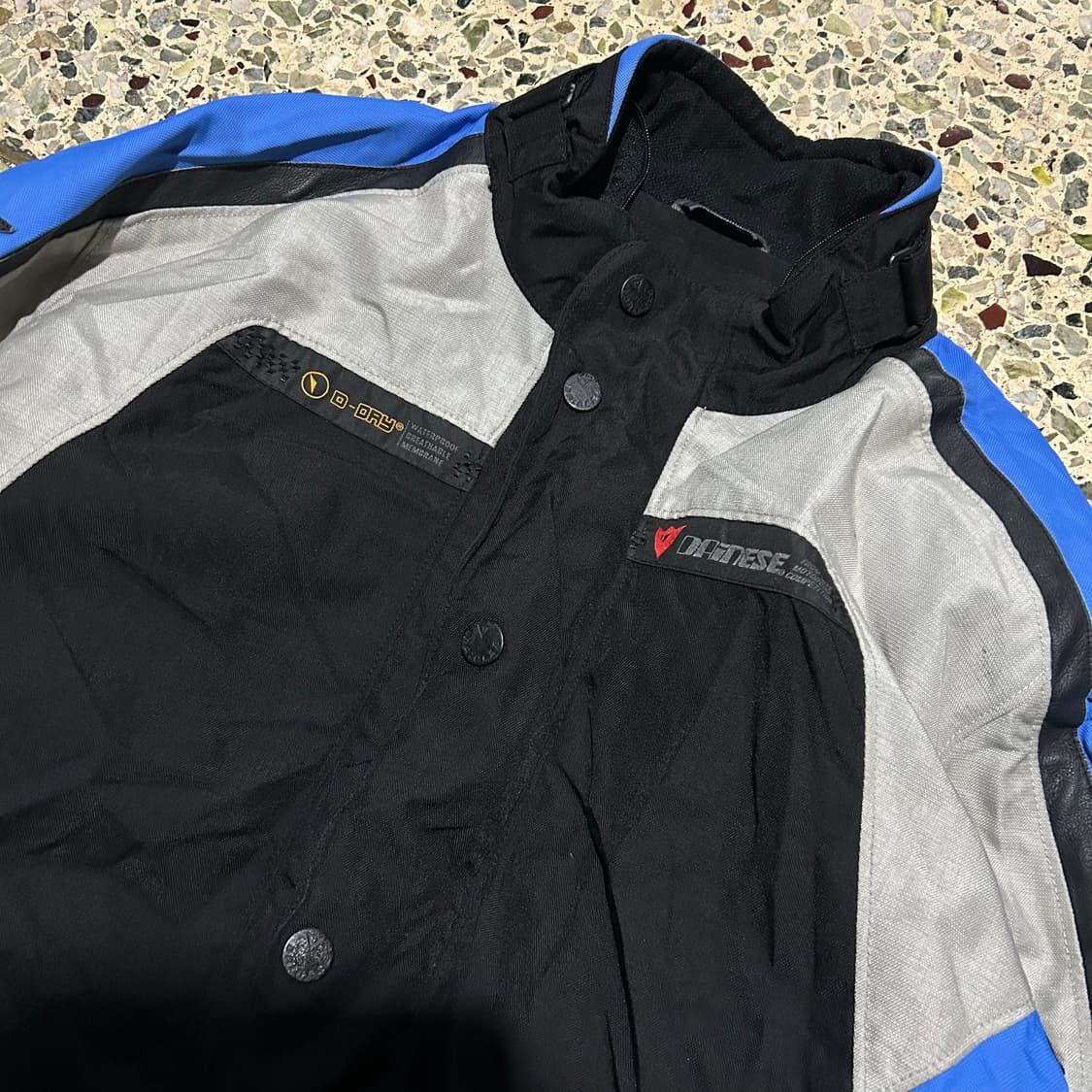 다이네즈(Dainese)의 D-Dry 텍스타일 바이크 재킷 상품이미지6