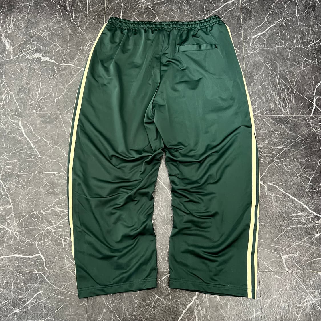 아디다스 삼선 파이어버드 와이드 트랙팬츠 골드 그린 상품이미지5