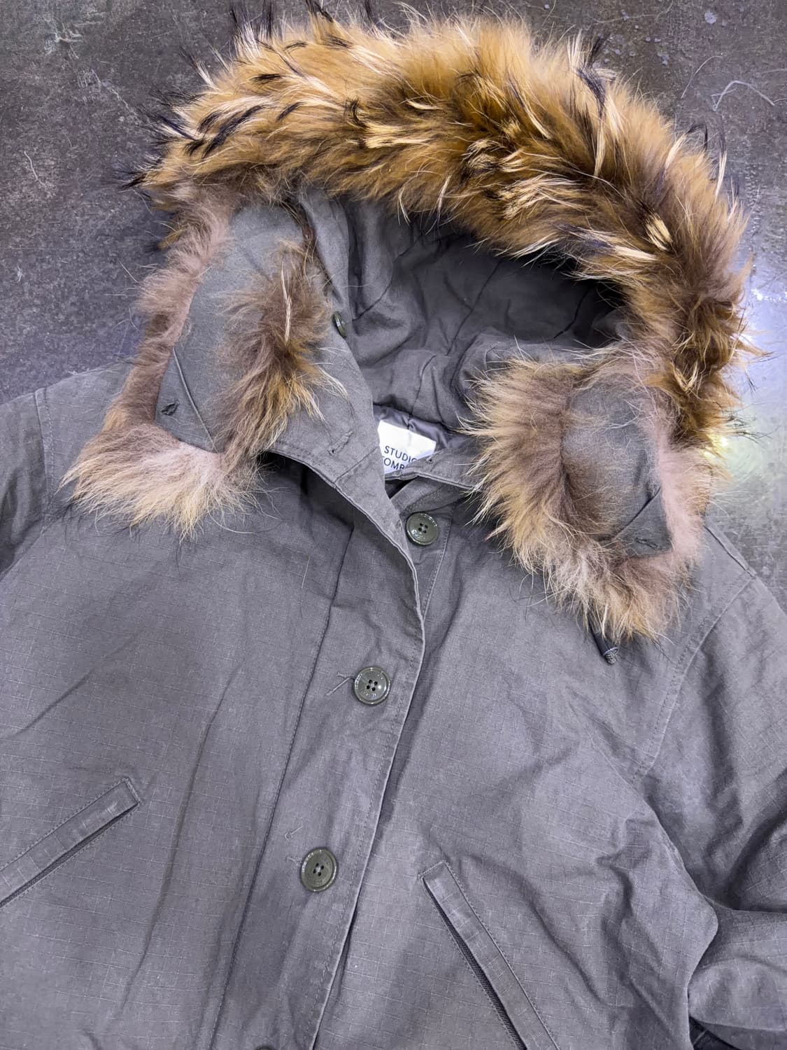 스튜디오 톰보이 라쿤 퍼 덕다운 롱 야상 자켓 점퍼 80 상품이미지4